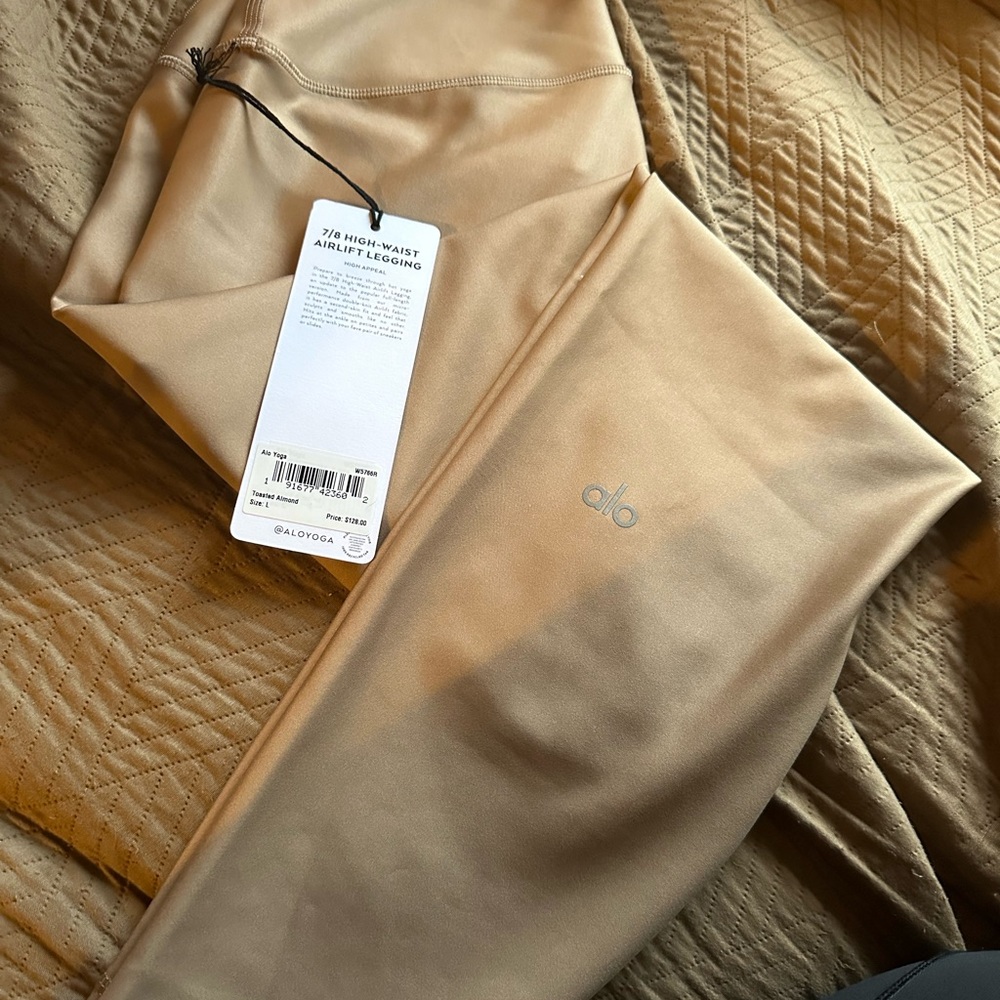 ALO Yoga Airlift 7/8 High Waist Leggings Black Sculpting Size L NWT - Picture 2 of 5